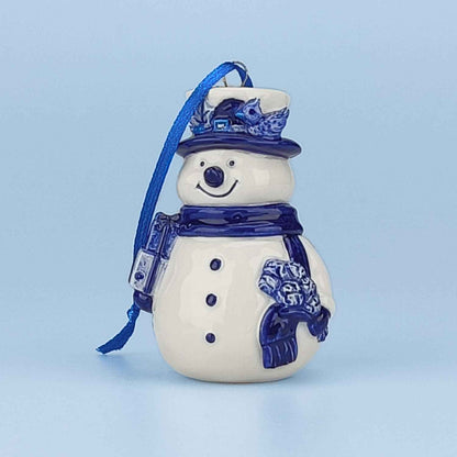 Leuke kerstbal Sneeuwpop Delfts blauw, ruimtelijk