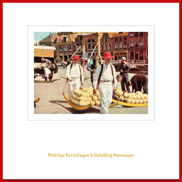 Alkmaarse kerstkaart met historische foto van de Kaasmarkt.