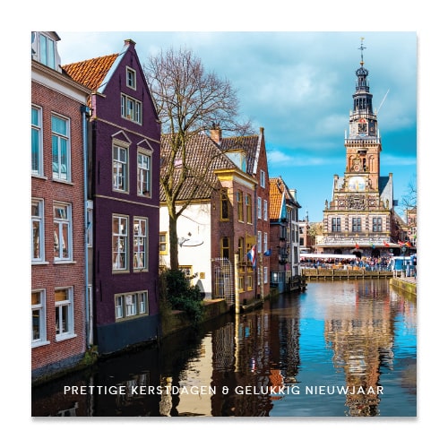 Kerstkaart Alkmaar Waaggebouw. gereflecteerd in Zijdam, klein