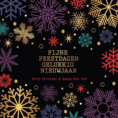 Luxe kerstkaart schitterende sterren en sneeuwvlokken op zwart, met goud foliedruk