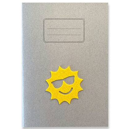 Schrift A5 lijn, Zonnetje met zonnebril van vilt